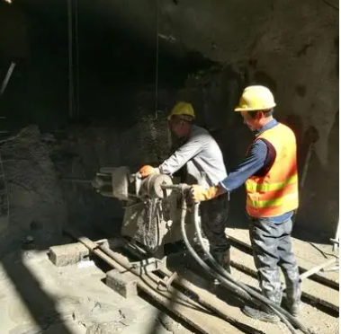 山西水下抗分散灌浆料特点 水下不分散注浆料介绍